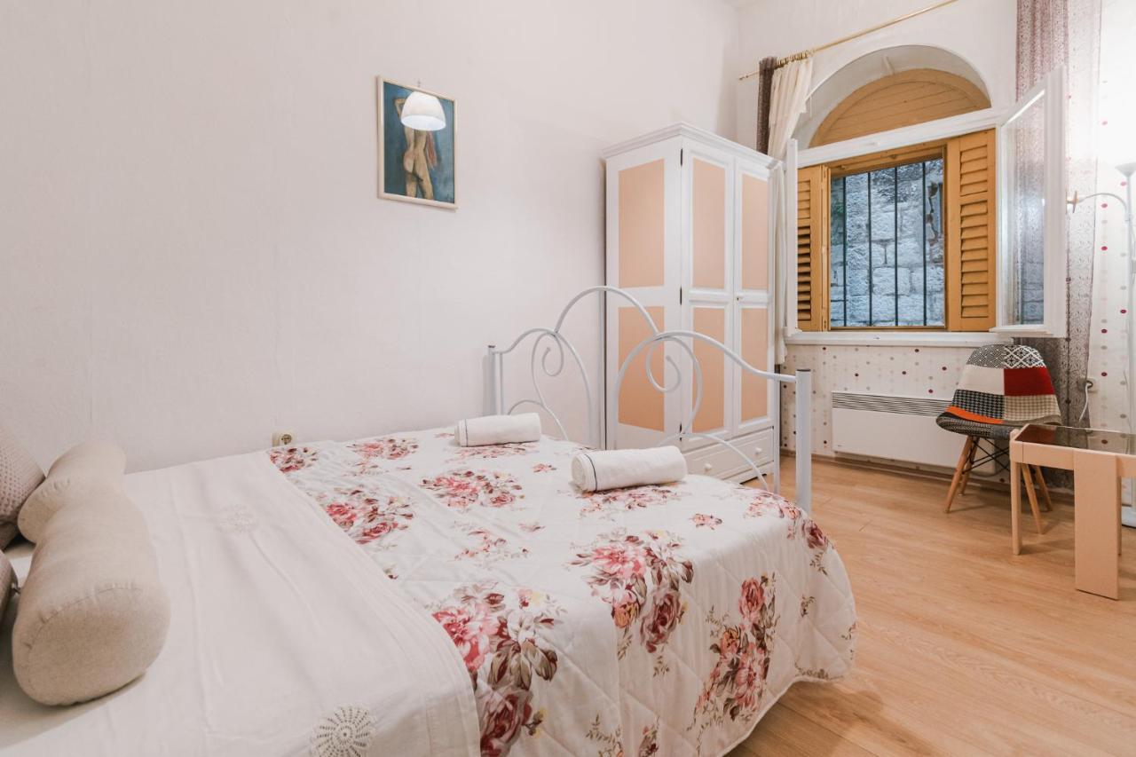 Arya apartment Šibenik Exterior foto