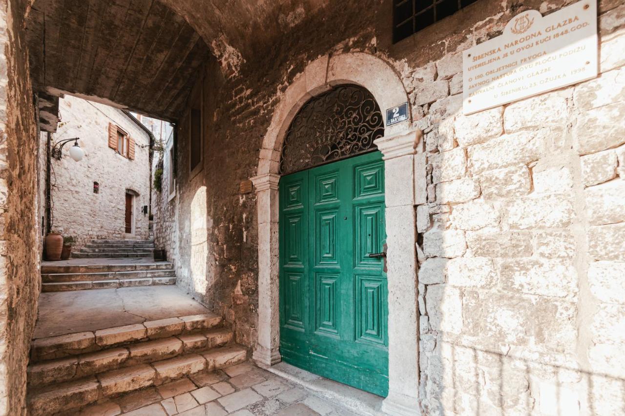 Arya apartment Šibenik Exterior foto